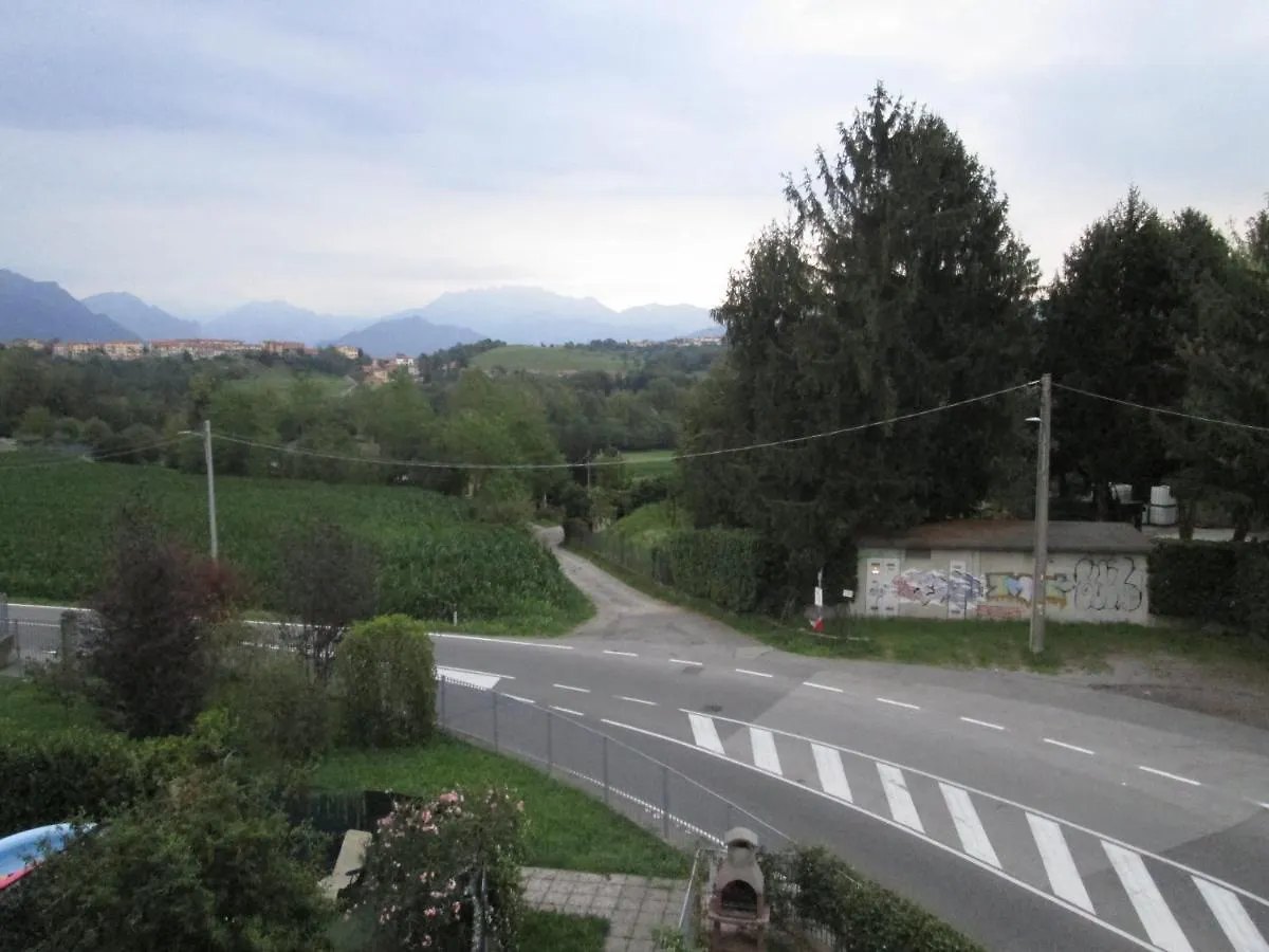 Elegante Appartamento Vacanza/Business in Brianza Lambrugo 0*,  Italia